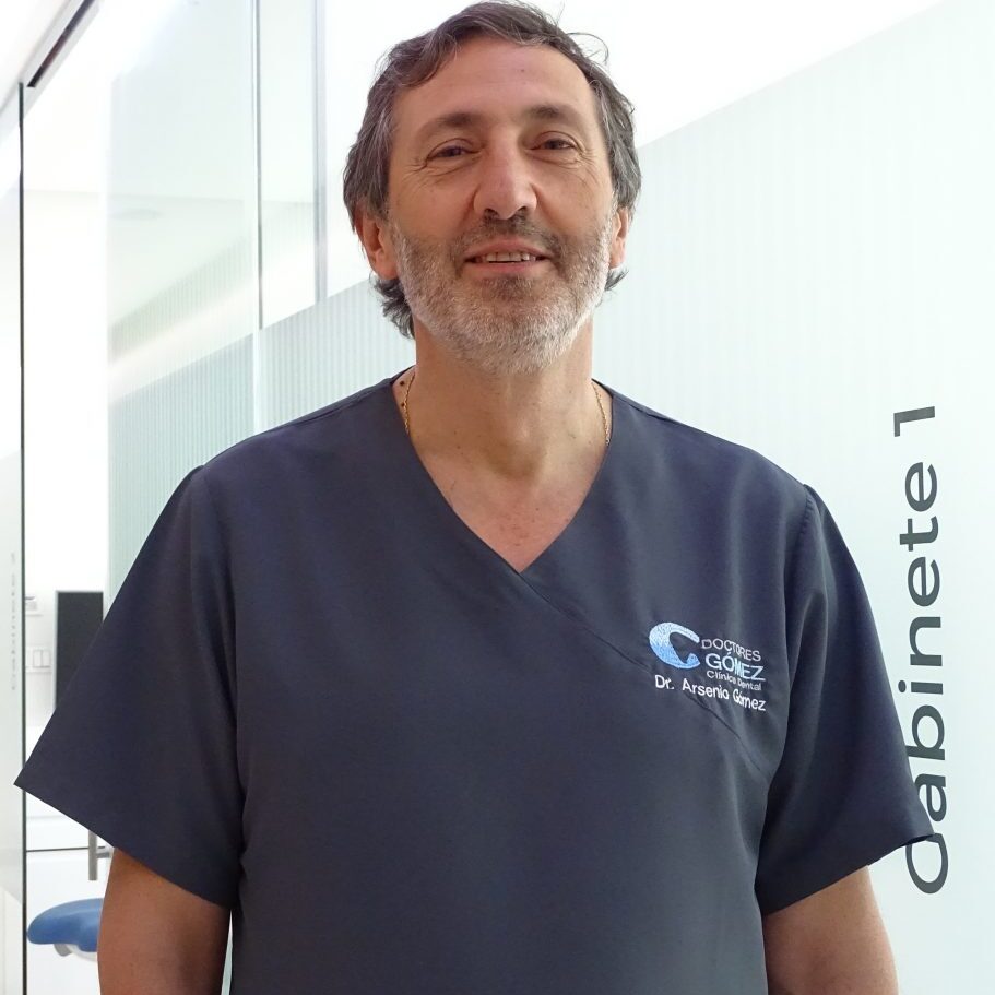 Dr. Arsenio Gómez Fernández | Clínica Dental Doctores Gómez