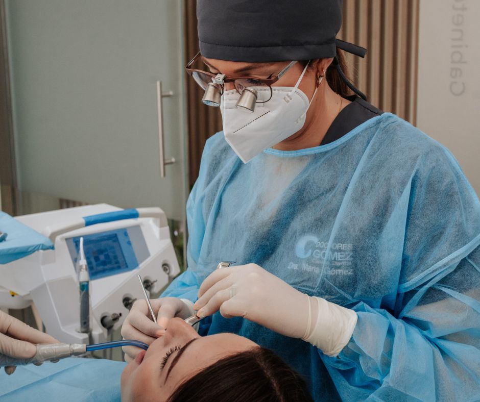 Implantes Dentales en Caravaca de la Cruz | Clínica Dental Doctores Gómez